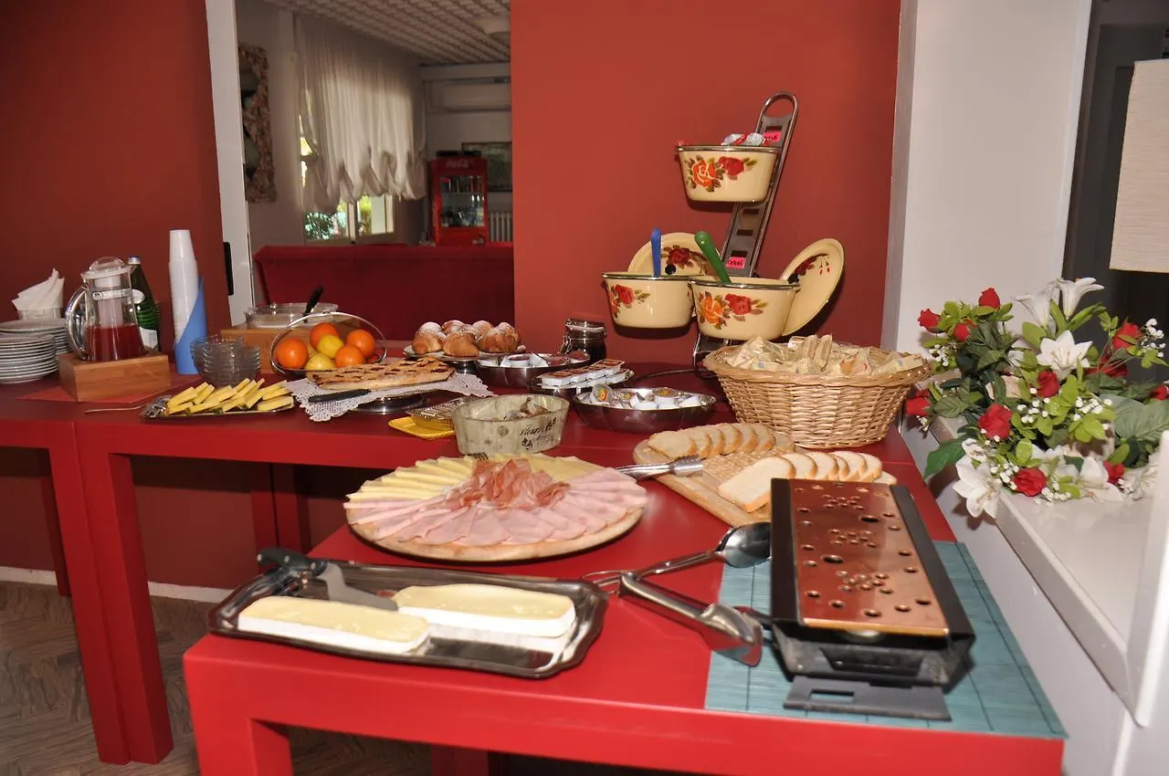 Hotel Morri - Il Biblihotel Riccione Italy